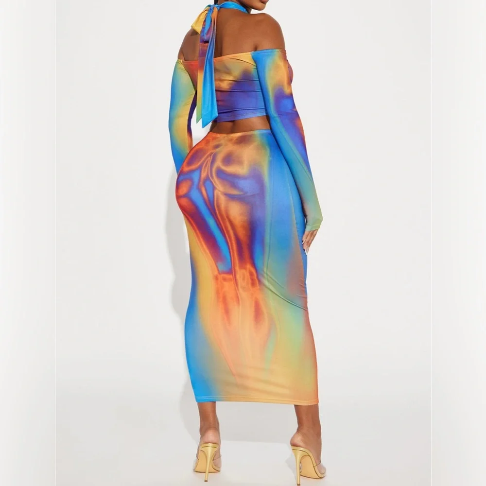 Heated multi color long sleeved skirt set - Picture 2 of 3